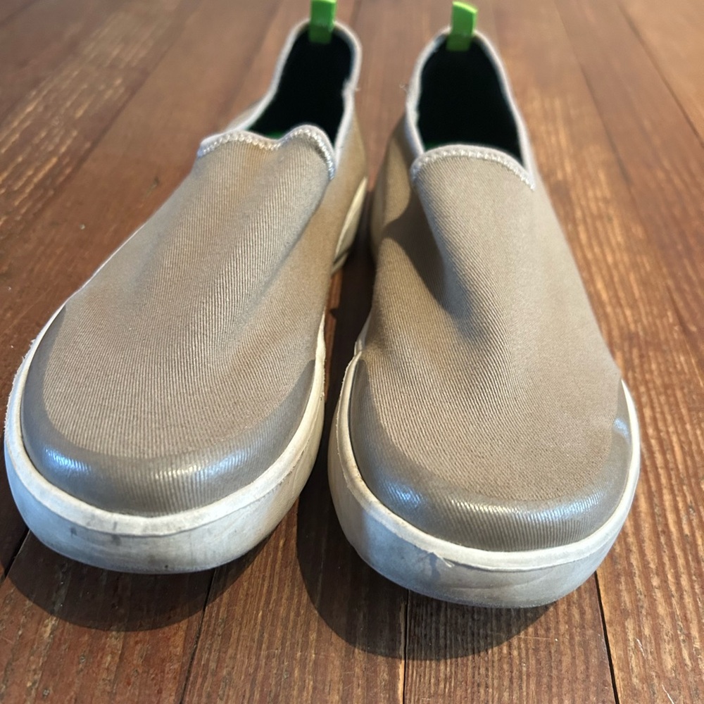 OOFOS Women’s Taupe & Black Slip-On Sneakers - Picture 3 of 10
